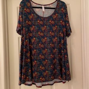 LuLaRoe Large Perfect T